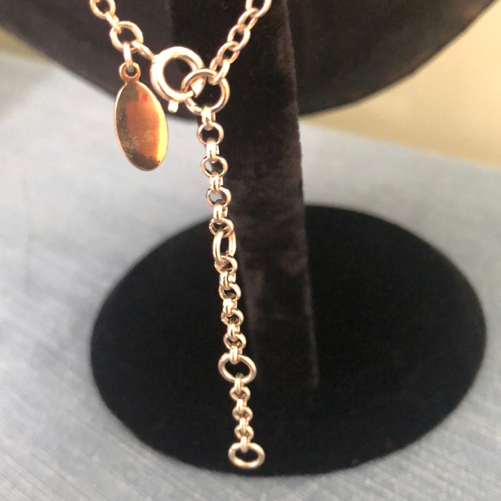 Beautiful Ann Taylor Faux Pearl Necklace - Picture 3 of 7